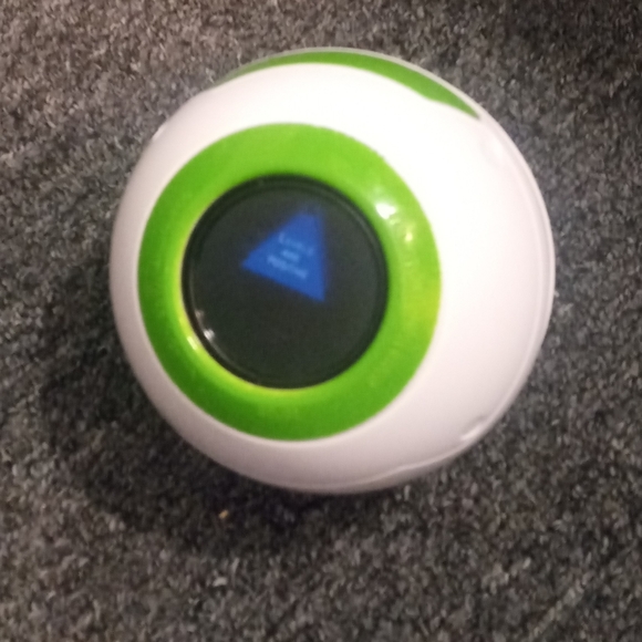 5/$20 Toy Story Magic Ball - Picture 1 of 2